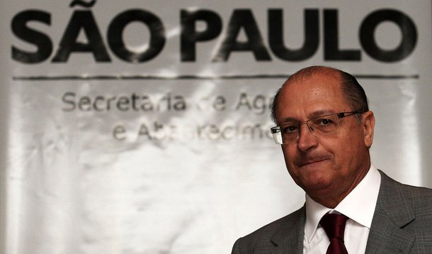 Alckmin dá bronca em secretários durante evento