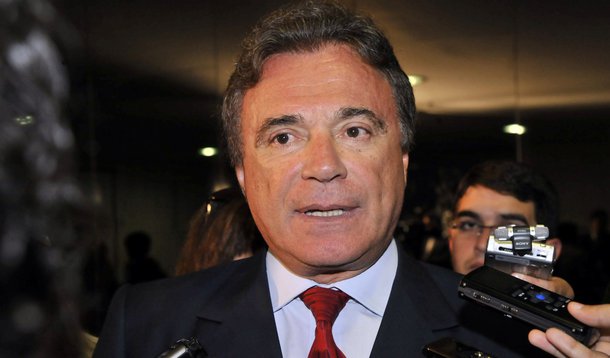 Para votar DRU, oposição cobra Emenda 29