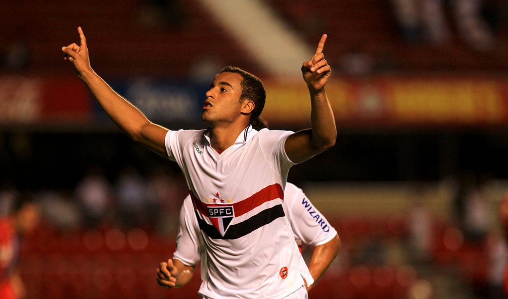 Lucas diz que teve esforço recompensado com a vitória