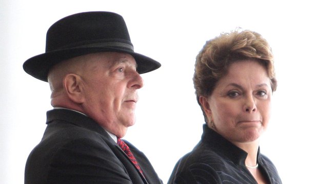 Dilma cede à pressão de Lula para garantir alianças em SP