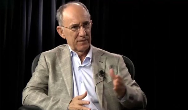 Para Kassab, Serra apoiaria Dilma contra Aécio