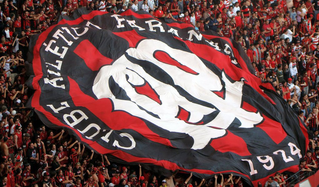 Suspeita de maracutaia na Arena da Baixada