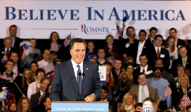 Romney vence as primárias no Arizona e em Michigan