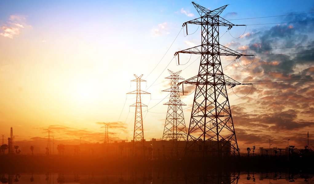 Horário de verão deverá economizar R$ 280 milhões