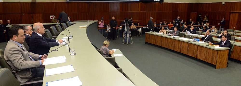 Goiásprev e empréstimo ao VLT vão a 2ª votação na Assembleia