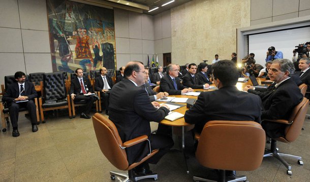 Acusação de informação privilegiada era falsa