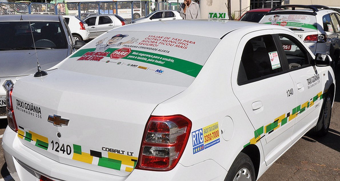 MP recomenda novo edital de concessão para taxistas
