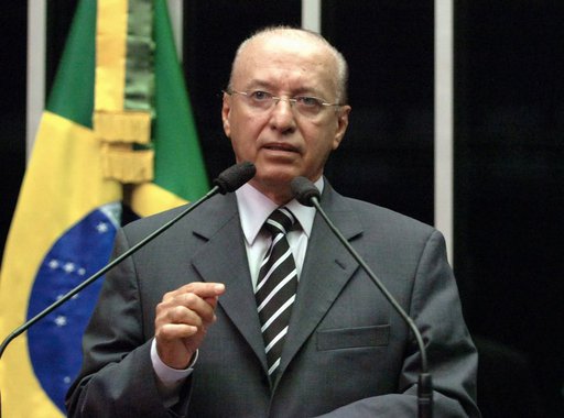 Valadares diz que há deputados que só “atendem interesse dos Amorim”