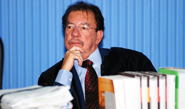 Desembargador do TJ-BA critica atuação do CNJ