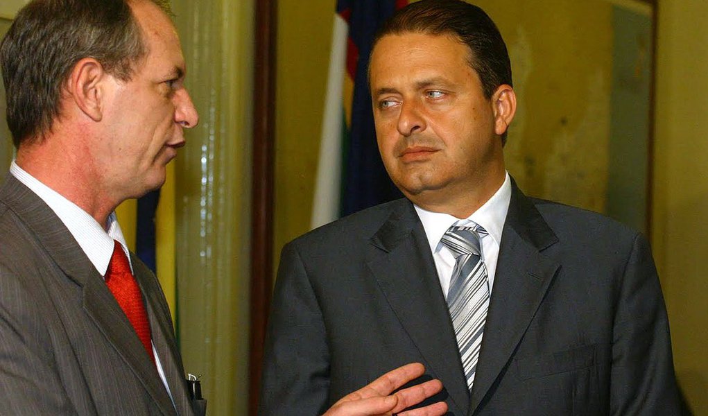 Ciro Gomes, de novo, sabota Eduardo Campos