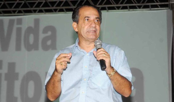 "Não precisa ser contra gay para ter meu voto”