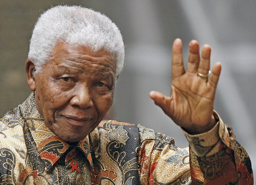 Nelson Mandela é internado na África do Sul