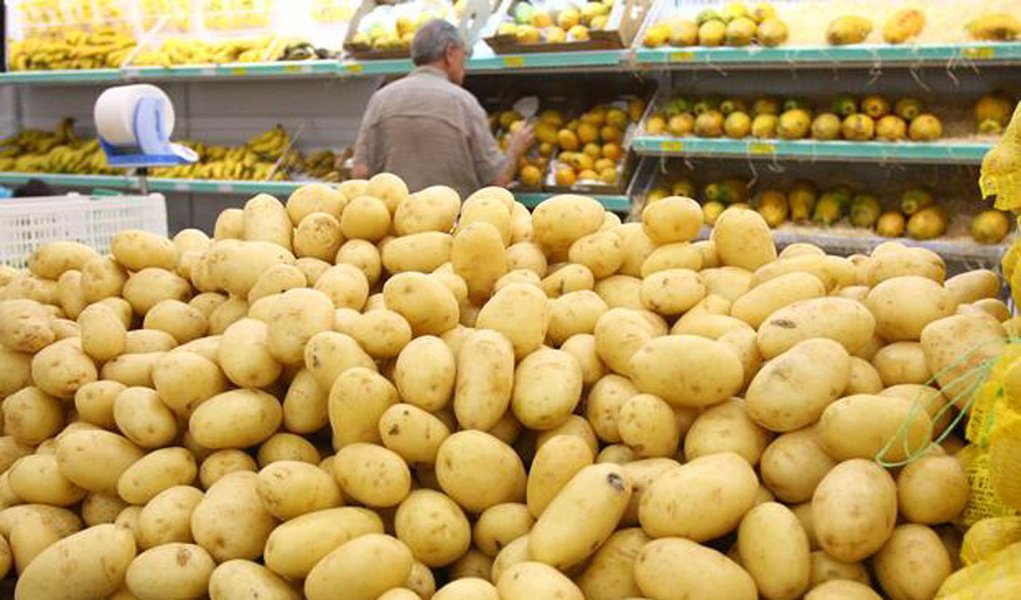 Alimentos são mais uma vez os vilões dos preços