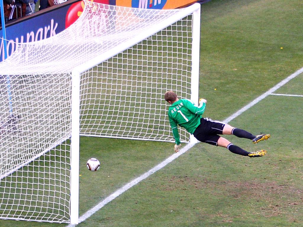Liga Inglesa vai adotar tecnologia da linha do gol
