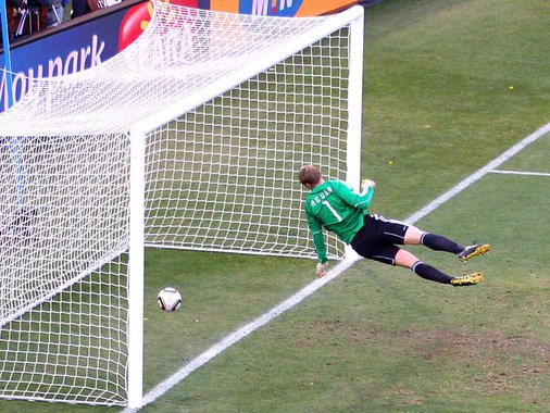 Liga Inglesa vai adotar tecnologia da linha do gol