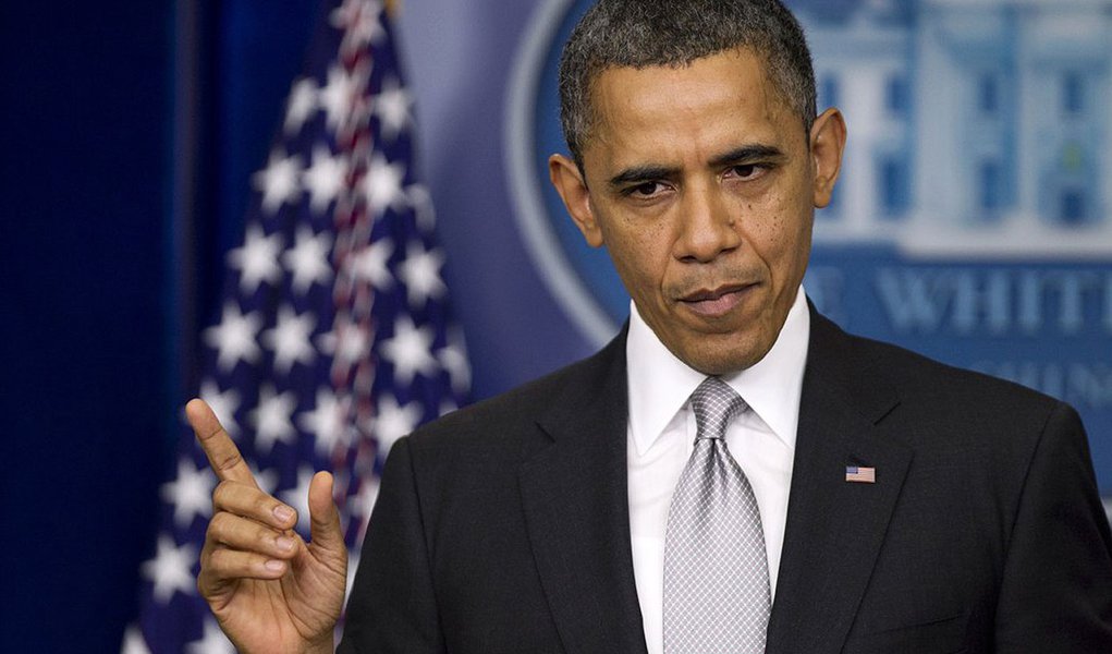 Obama devolve parte do seu salário por servidores