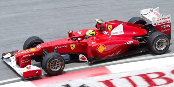 Massa larga em segundo na Malásia