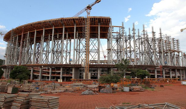 Brasília pede ajuda da ONU para concluir estádio da Copa