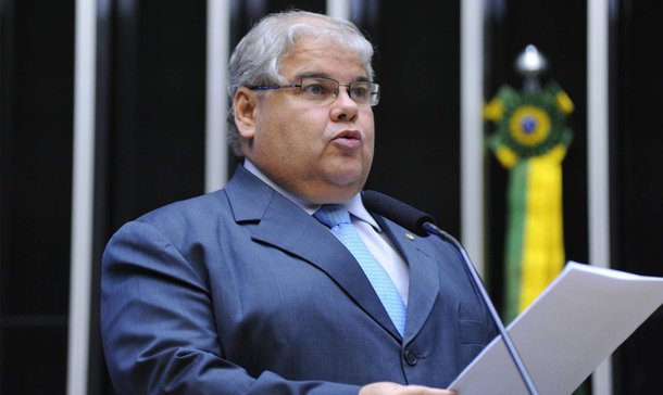 Vice-líder do PMDB: "Nunca ouvimos queixa da Dilma"