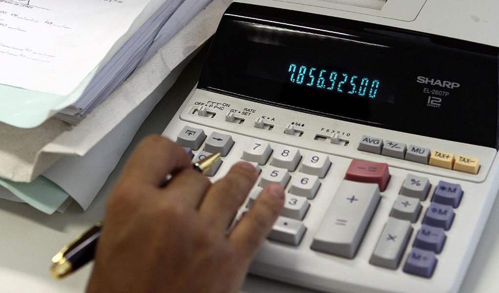 Inadimplência do consumidor cai 3,5% em julho