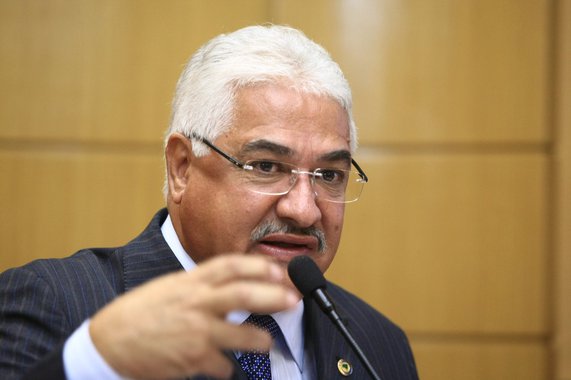 Zezinho: "discutir eleição agora é inoportuno; não se deve fazer intrigas"