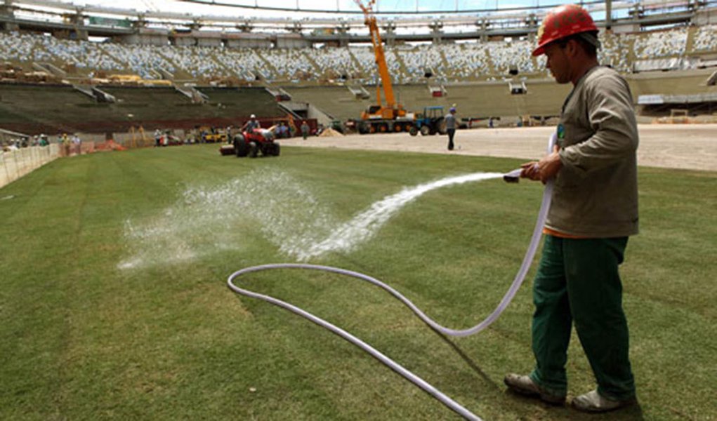 Aldo garante Maracanã para jogos teste