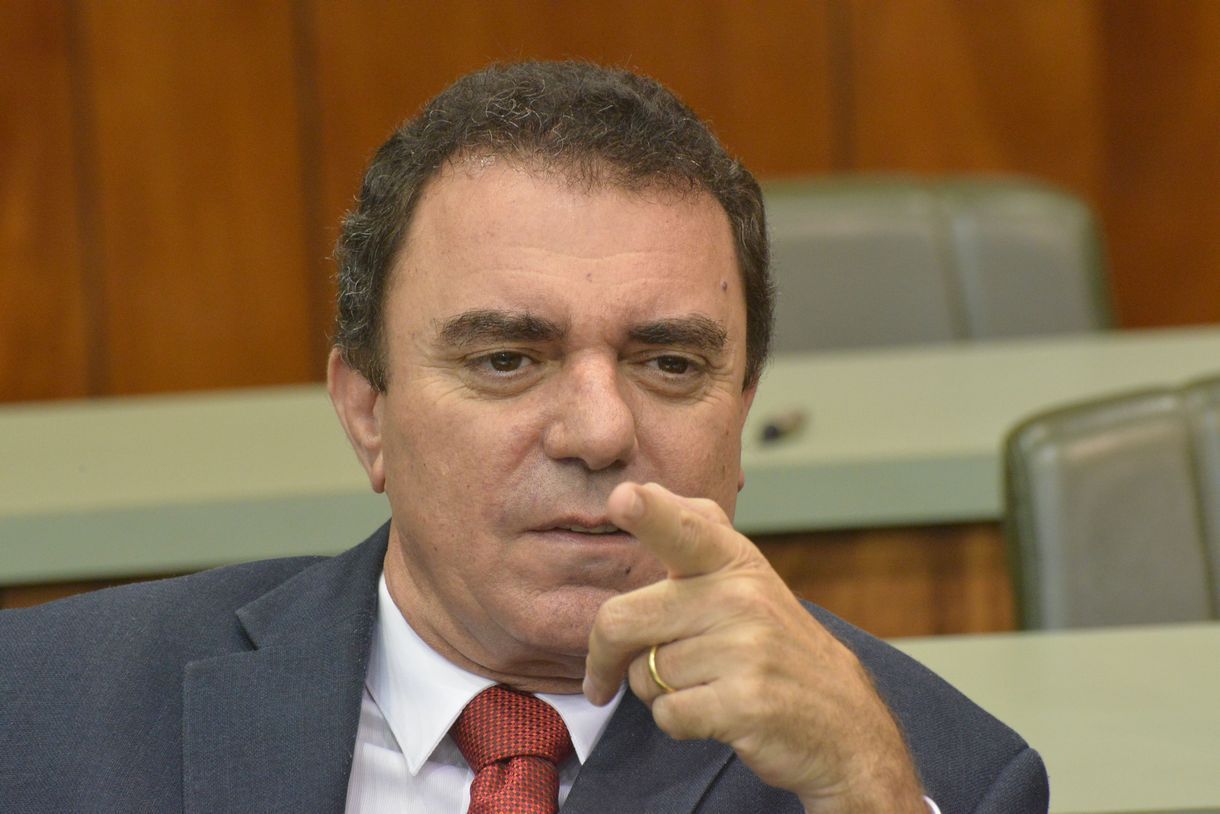 Luis Cesar e Major Araújo gastam R$ 5 mil de verba indenizatória com comida