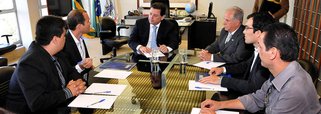 Indústria pede revisão tributária a Perillo