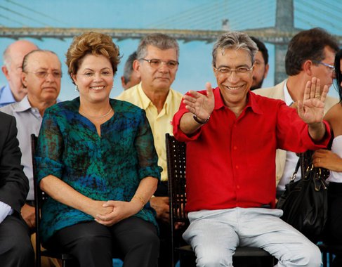 Com redução de 41% da pobreza em Sergipe, Déda representará governadores