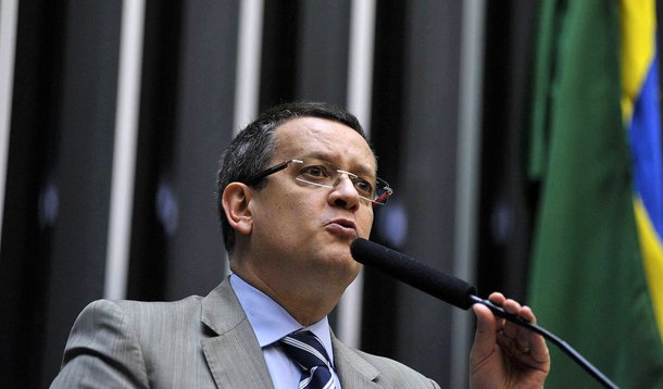 Beto defende aumento de verba para a saúde