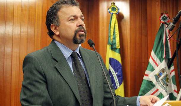 Assistente recebe salário de R$ 28 mil na prefeitura
