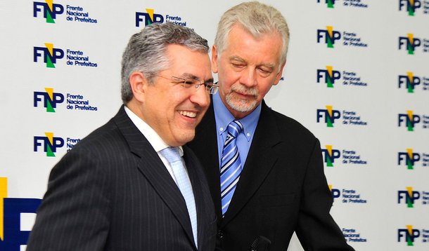 Fortunati reitera apoio ao programa Mais Médicos