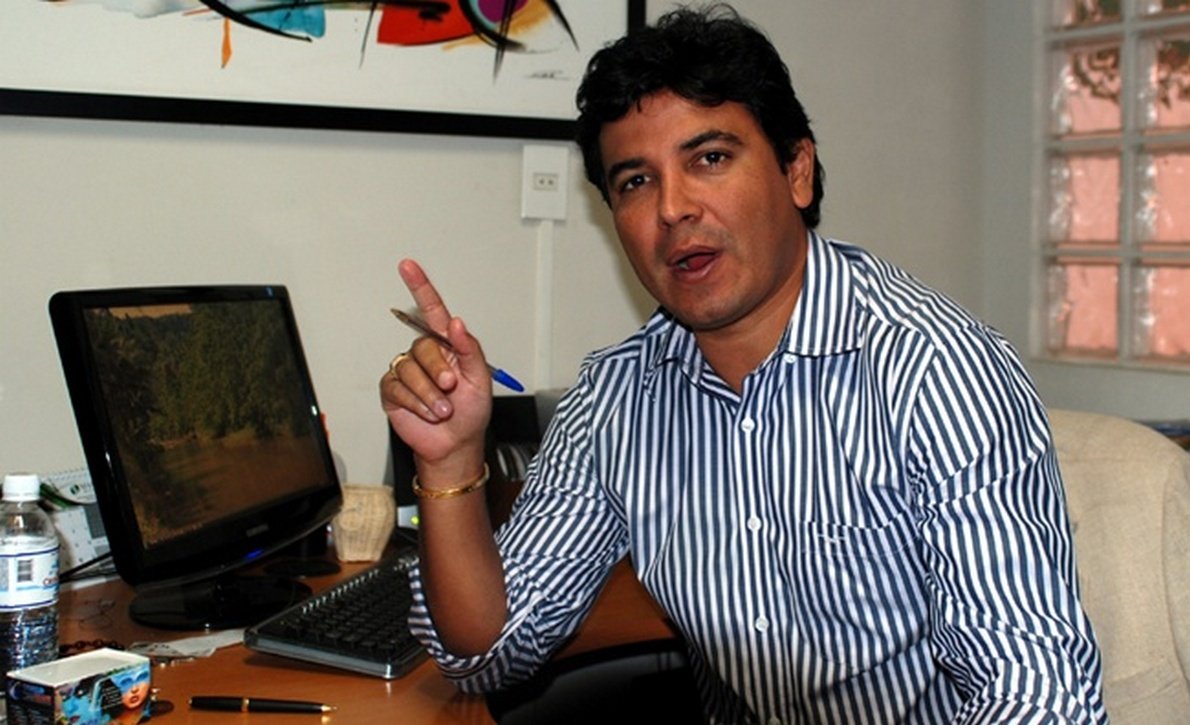 Justiça bloqueia bens do ex-prefeito de Trindade