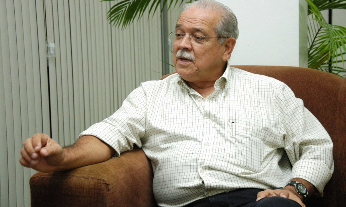 César Borges promete empenho total pela Fiol