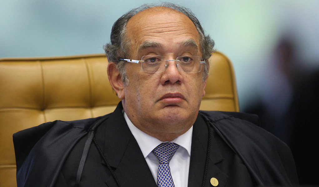 STF não cederá à pressão das ruas, diz Gilmar