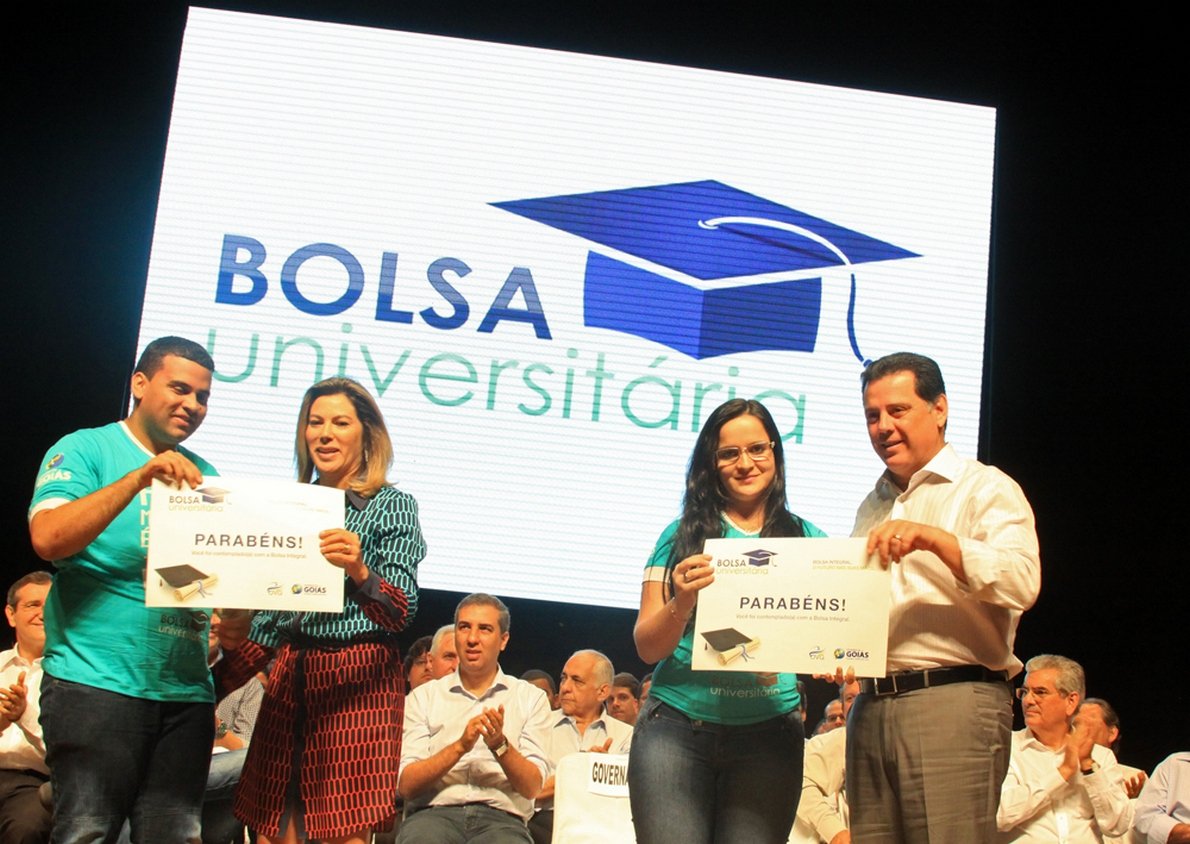 5 mil são contemplados com o Bolsa Universitária