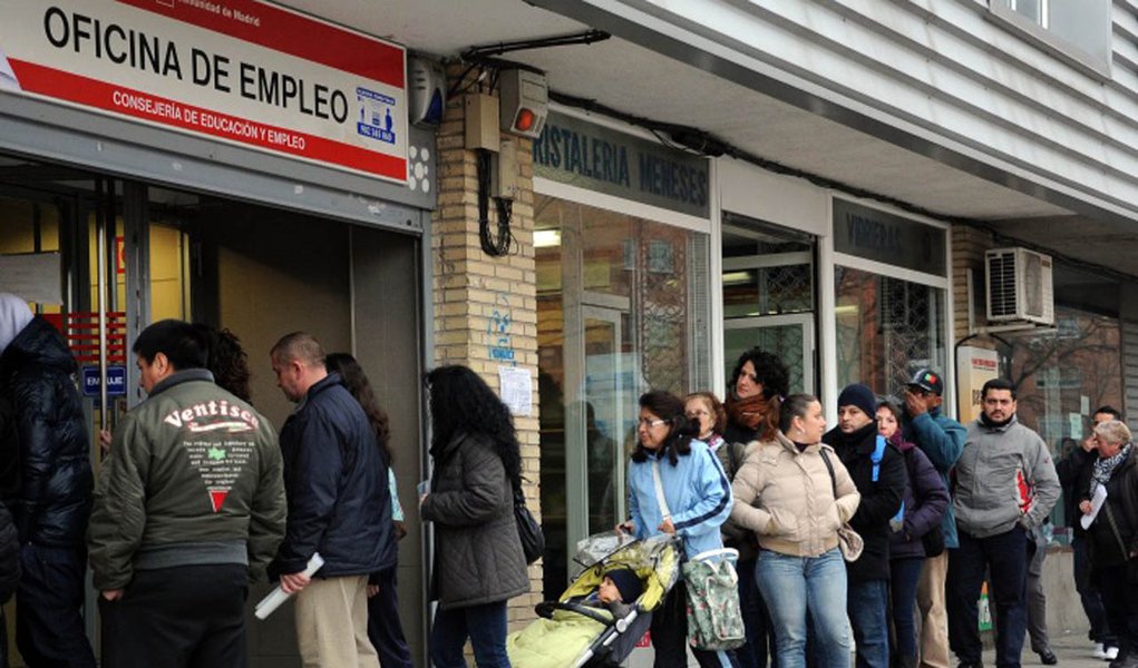 Desemprego na zona do euro cai após dois anos