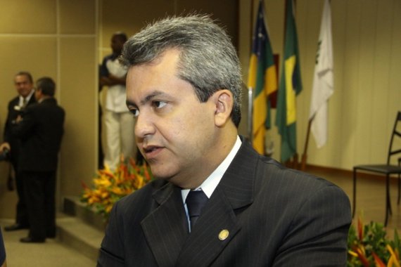 Déda autoriza Elber a ir "pro debate sem medo". Vale pra todo o Governo?