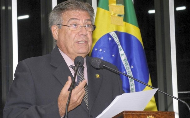 Cyro Miranda é eleito presidente da Comissão de Educação
