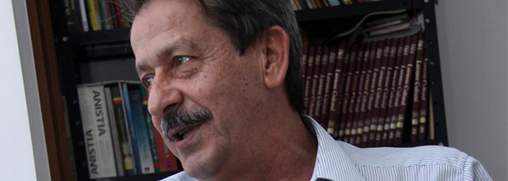 Presidente do PSDB exuma cadáveres do PMDB