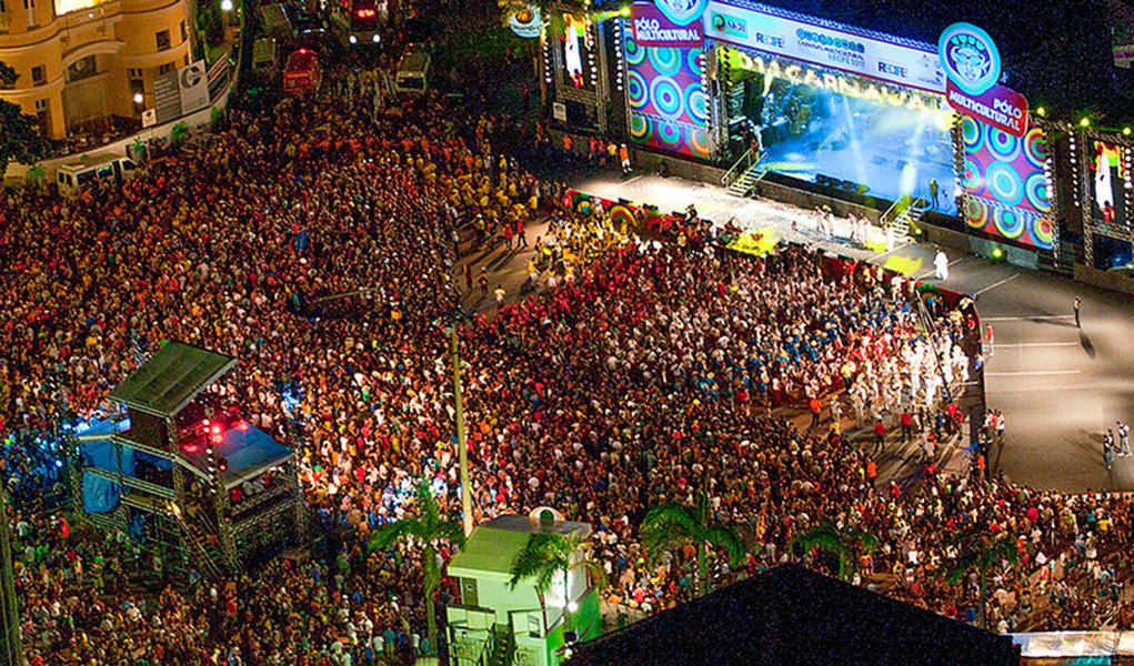 Carnaval injetou R$ 1 bi na economia pernambucana