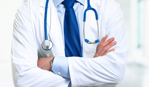 Médicos pernambucanos suspendem serviços