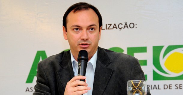 Alexandre Porto: veto de Dilma sobre multa do FGTS é desrespeitoso