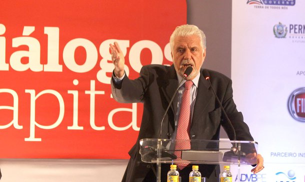 Retrocesso "depende de quem sentar na cadeira"