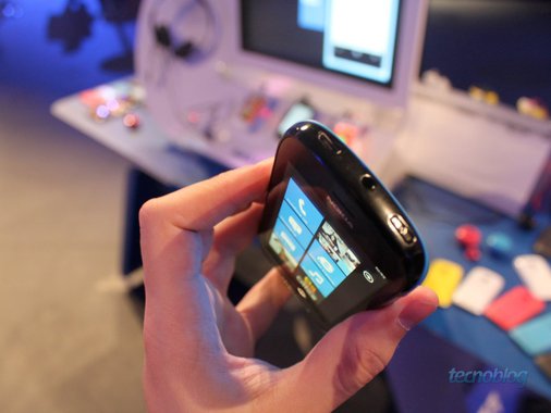 Preço baixo é a única saída para a Nokia