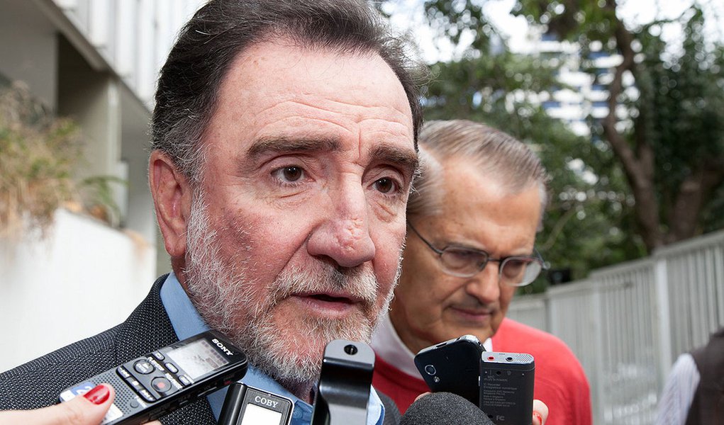 PMDB-MG pode levar quinhão na Petrobras