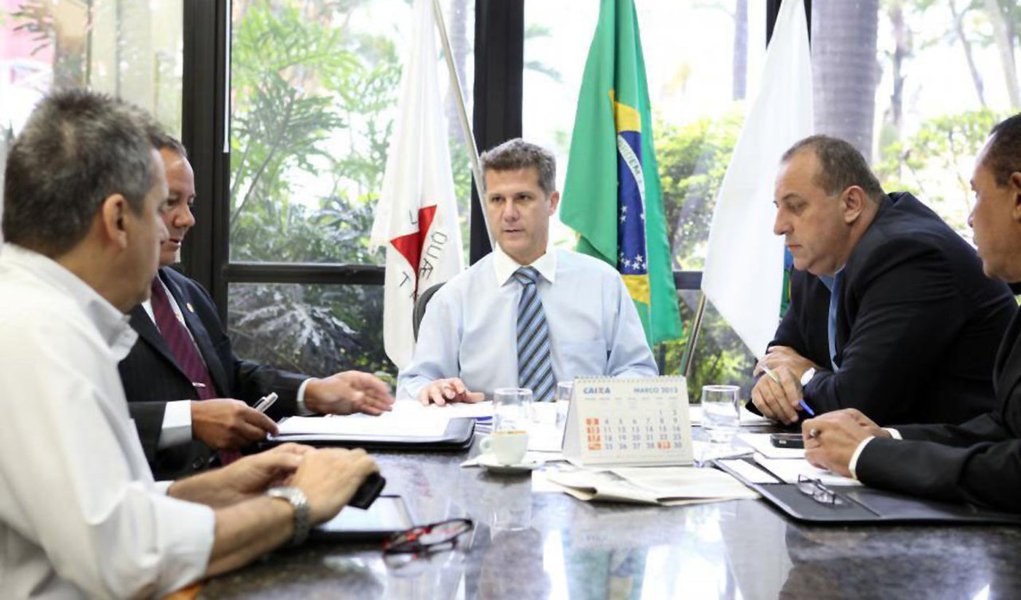 Justiça Eleitoral cassa mandato do presidente da Câmara de BH