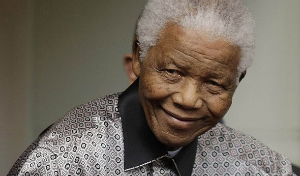 Mandela está em "melhora constante", diz governo