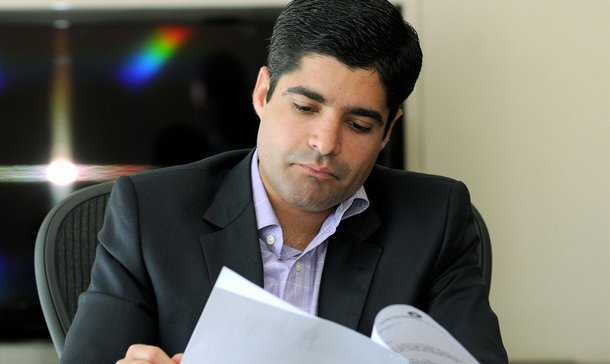 ACM Neto corre para tirar Salvador do 'SPC da União'