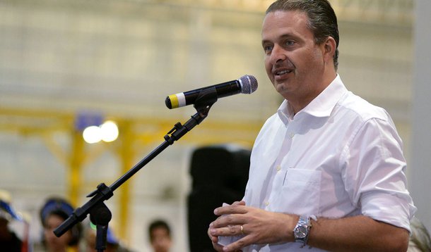 Campos reúne bancada federal do PSB em Recife